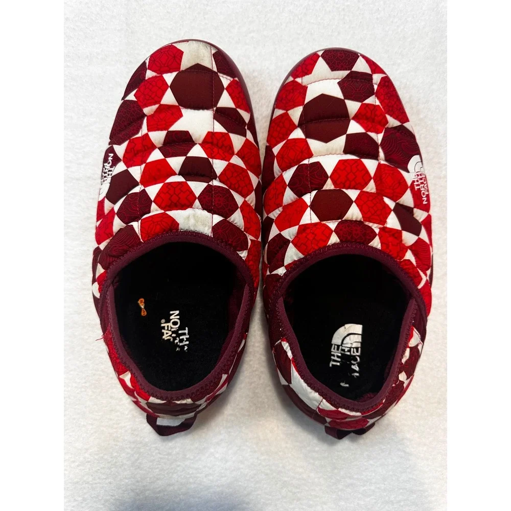 The North Face Thermoball Traction Mule V Red White Mens 11 NF0A3UZN Slippers